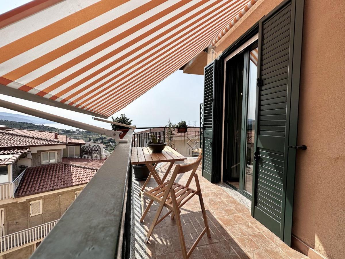 Amuka B&B Santo Stefano di Camastra Exteriör bild