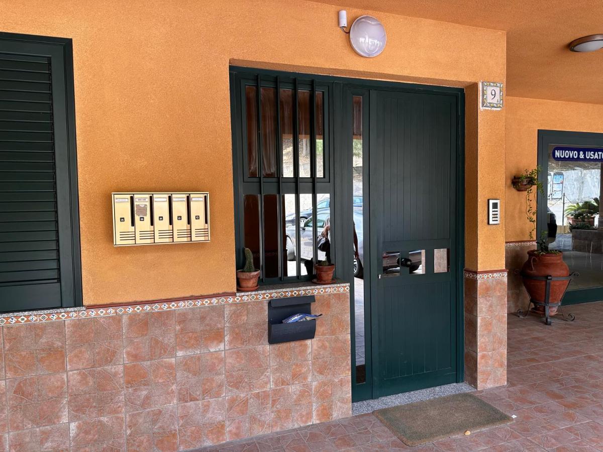 Amuka B&B Santo Stefano di Camastra Exteriör bild